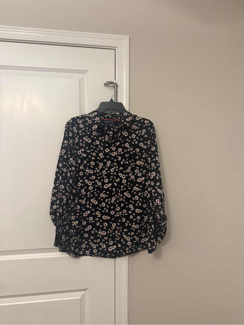 Jones New York Black Floral Button-Down Shirt